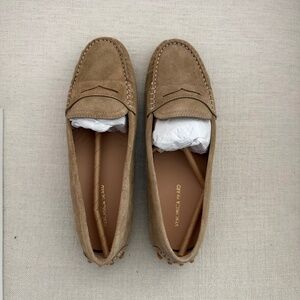 *BRAND NEW Jia Loafers Veronica Beard